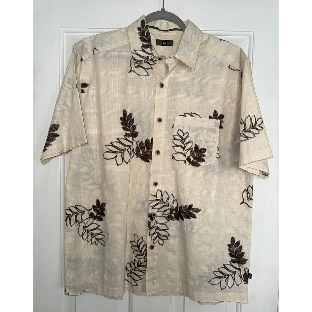 REI Shirt Short Sleeve Button Up Floral Hemp/Organic Cotton Outdoor - size M